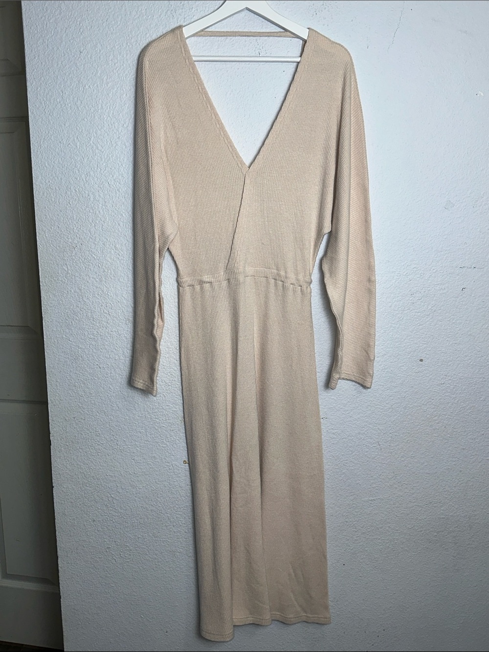 The Odder Side Cream Midi‎ Dress V Neck Knit Ribbed Stretchy Coastal Medium